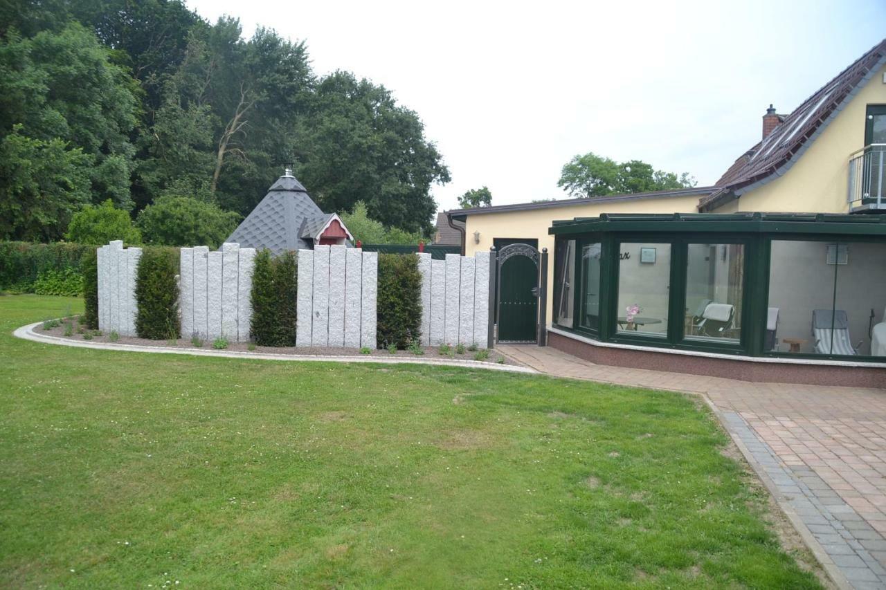 Ferienwohnung 1 Bei Familie Saupe Schaprode Exterior photo