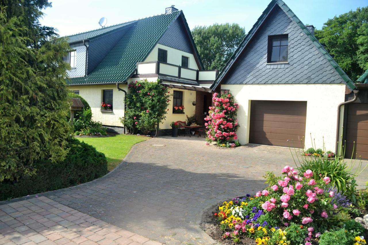 Ferienwohnung 1 Bei Familie Saupe Schaprode Exterior photo